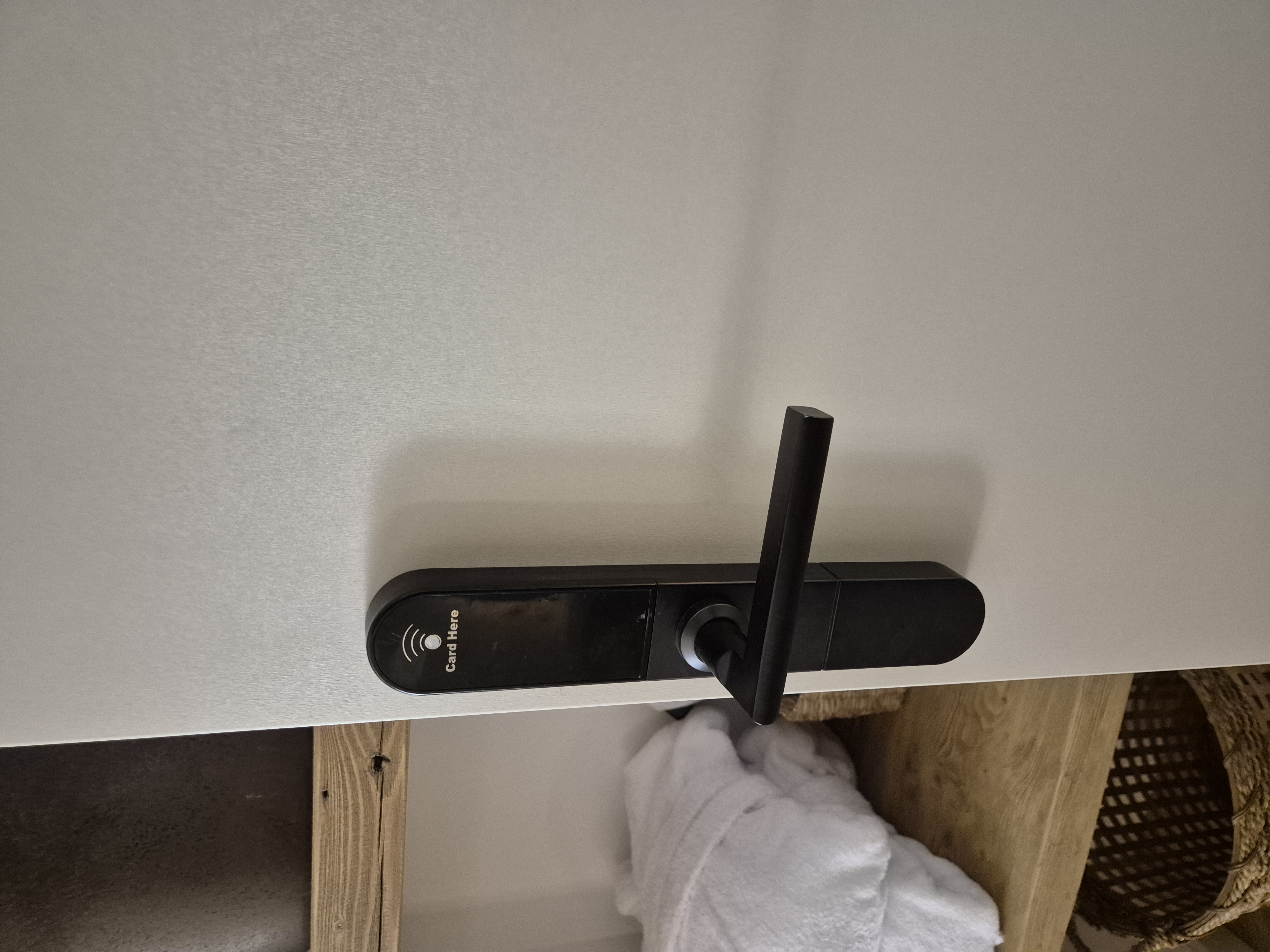 Le Til Kúria Biri zárrendszer